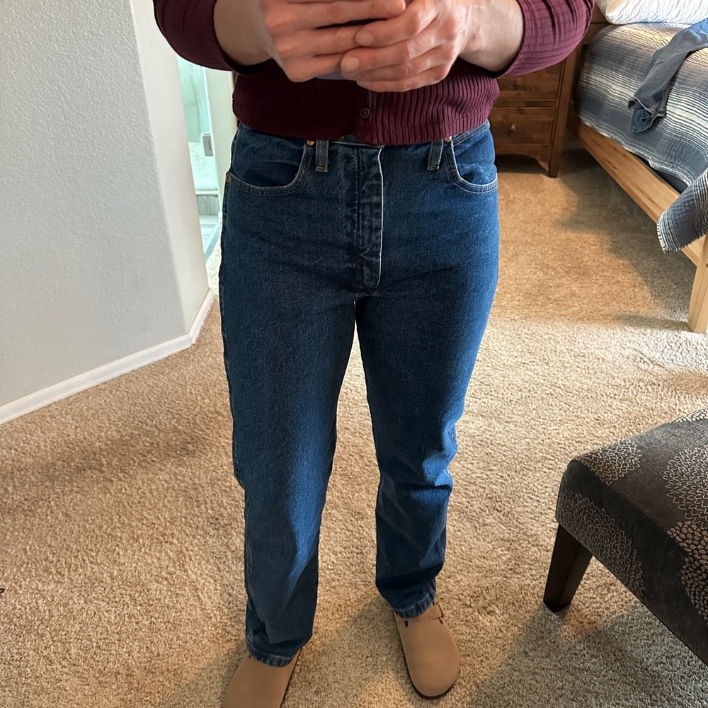 Wrangler Straight Leg Jeans in Dark Blue Denim